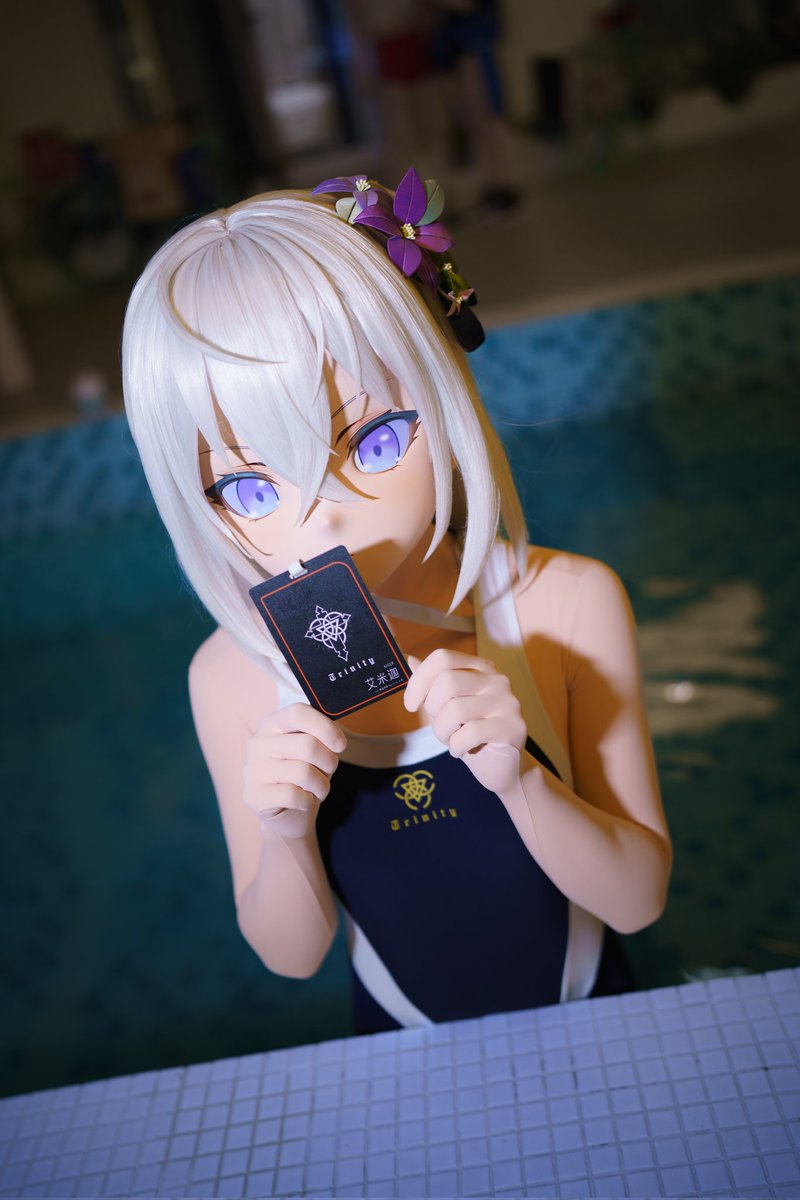 sensei你问我为什么不穿蝴蝶结那套下水？怎么了嘛，那是因为我觉得死库水在水里不会浮起来让别人看到和你……

🎭：<a href="/Hoshinomiyasora/">星ノ宫そら</a> 
🎥：<a href="/nemuzuki99/">眠月</a>