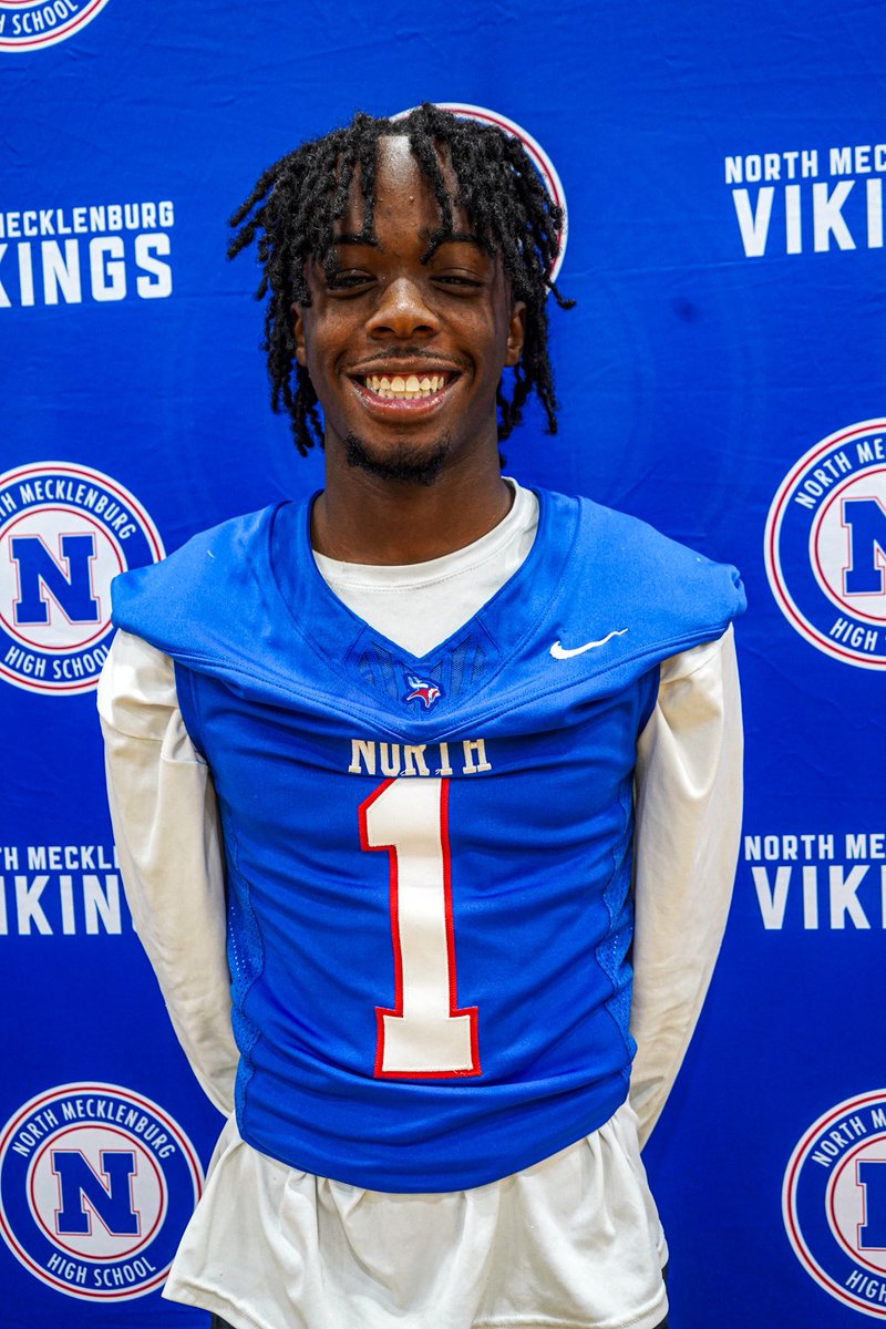Joshua Dickason C/O 26 ATH

 Joshua ( Josh) has been a 3 year starter for the North Meck Football team. He has taken role as begin a leader setting example and becoming vocal on the field. Josh has recently pick up a offer from Concord University.  

 hudl.com/v/2QhZ6X