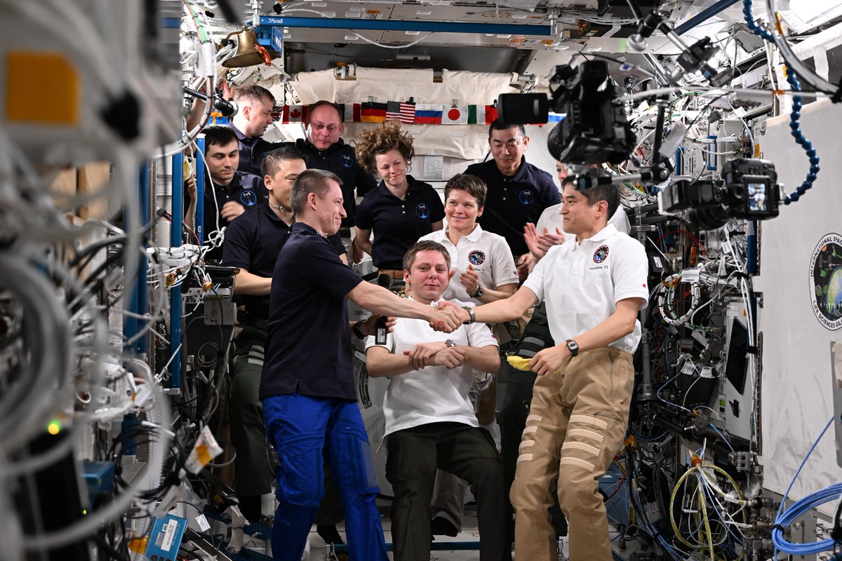 Col. Mike Fincke tweet media