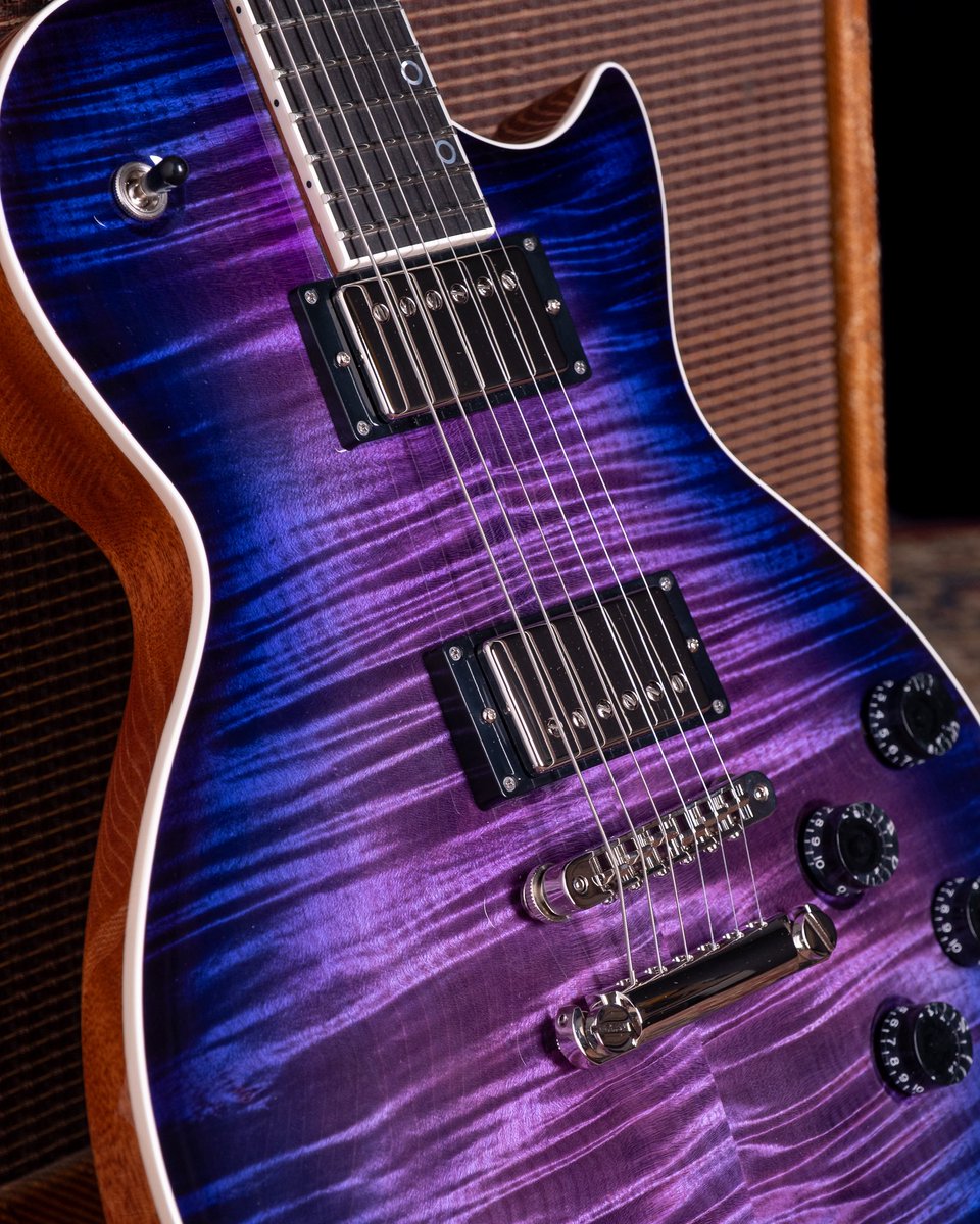 Looking for a unique finish on your custom build? Ask for the Blueberry Burst! It looks incredible on a flame or quilted maple top.

Submit your order via our website!