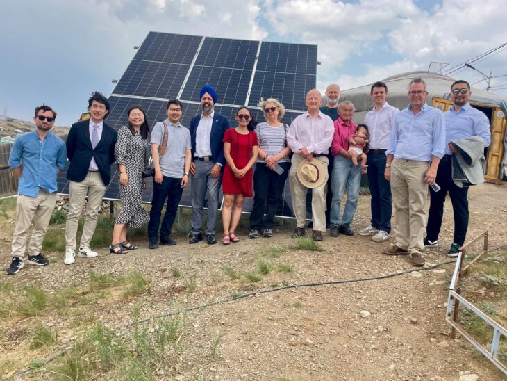 Энэ оны 6 дугаар сард манай улсад айлчилсан Британийн парламентын гишүүдийн нэг Жэймс Вайлд “Гэр хороололд сэргээгдэх эрчим хүчний шилжилтийг дэмжих замаар амьжиргааг нэмэгдүүлэх” төсөлтэй танилцсан тухайгаа бичсэнийг хуваалцаж байна.
bgipu.org/activity-repor…