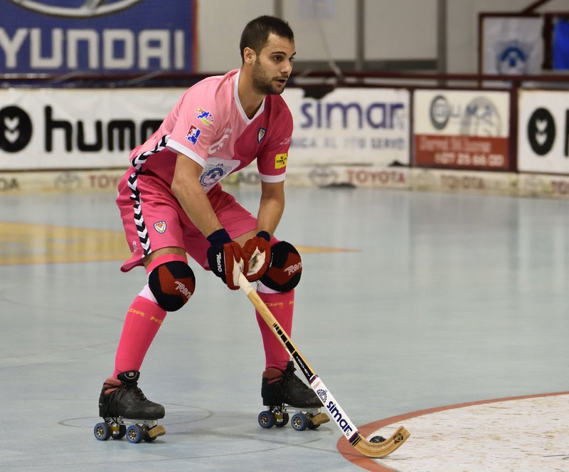 #oklliga

Adéus de llegenda. 

<a href="/urivives66/">Oriol Vives</a> 

"La trucada de l'IHC va ser un moment clau de la meva carrera". 

kiliansebria.cat

<a href="/IgualadaHC/">Igualada Hoquei Club</a> 
<a href="/AiguadeRigat_/">Aigua de Rigat</a> 
<a href="/som_dhoquei/">Som d'Hoquei</a> 
<a href="/okcatcat/">OKCAT🎗️🇨🇭🇧🇪🏴󠁧󠁢󠁳󠁣󠁴󠁿🇩🇪</a>
<a href="/FCPatinatge/">FCPatinatge</a>
<a href="/FedPatinaje/">RFEPatinaje</a>