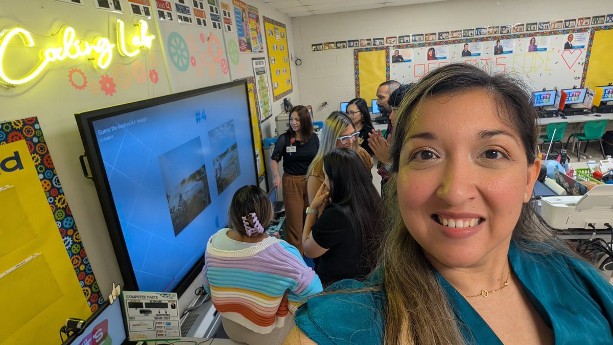 Ocelotscode's tweet image. Kicking off the year with some AI-mazing 🤖 team learning! 🤖🙌🏻