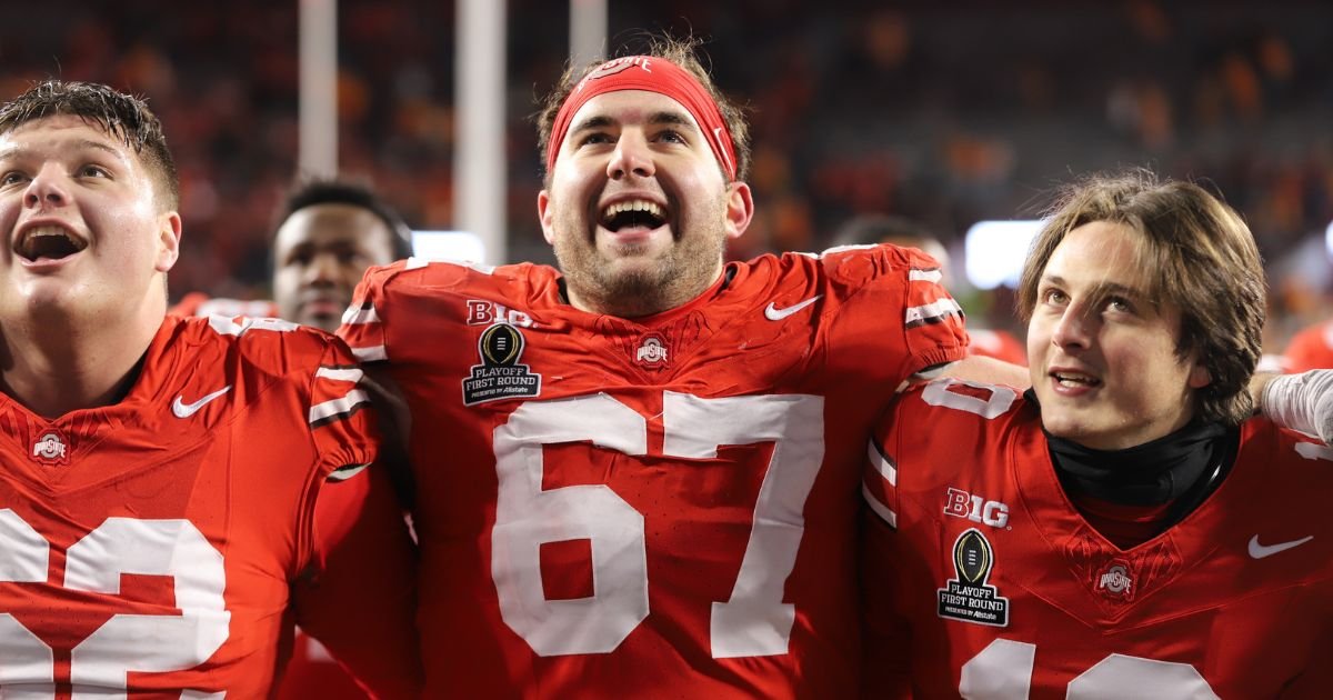 Ryan Day revealed yesterday that Austin Siereveld has been taking some reps at left tackle.

He can play left tackle, but will he? Ohio State has some sorting out to do on its starting offensive line...

READ: on3.com/teams/ohio-sta…
