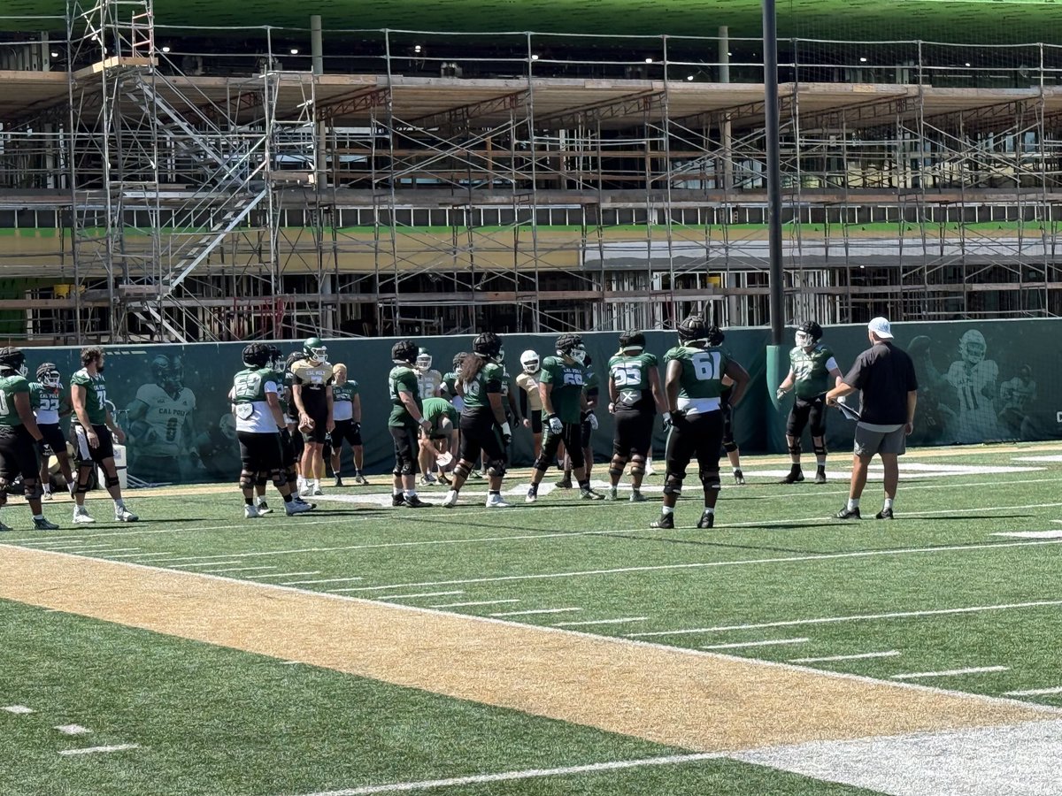 Appreciate the patience of our football team during fall camp as they work around all the construction at Spanos Stadium. Football team and the construction team are hard at work in building for the future!  ⁦@CalPolyFootball #RideHigh