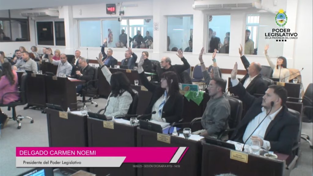 Solicitamos tratar el proyecto de ley de la cláusula gatillo en la sesión y los diputados de Zdero votaron en contra. 

Mintieron en campaña. Y ahora dejan a los docentes de lado.

La realidad mata al relato.