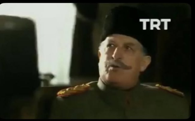 Evladım dün gece "Kurucu Önder" Apo'yu selamlamamışsın...