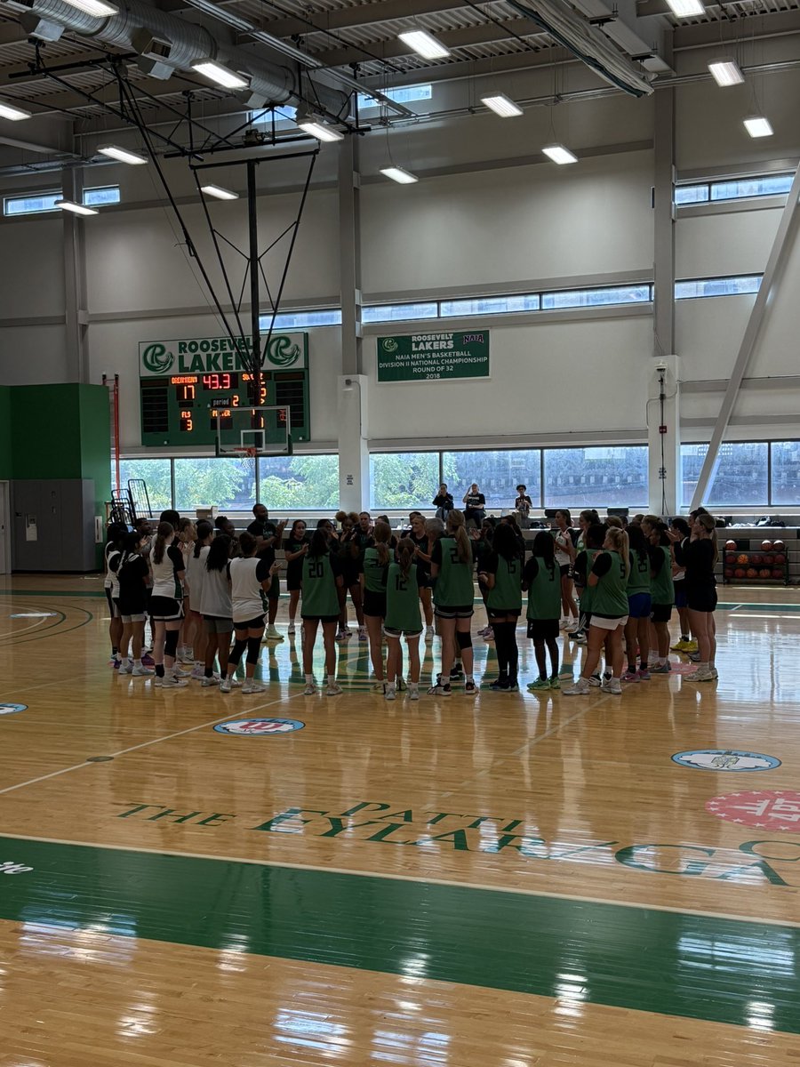 Kara Giordano (@karagio24) on Twitter photo Had so much fun at the <a href="/RooseveltWBB/">Roosevelt Lakers Women’s Basketball</a> elite camp! Thank you so much <a href="/CoachDeonT1/">Coach Deon Thomas</a> for having me. Had so much fun at the <a href="/RooseveltWBB/">Roosevelt Lakers Women’s Basketball</a> elite camp! Thank you so much <a href="/CoachDeonT1/">Coach Deon Thomas</a> for having me.