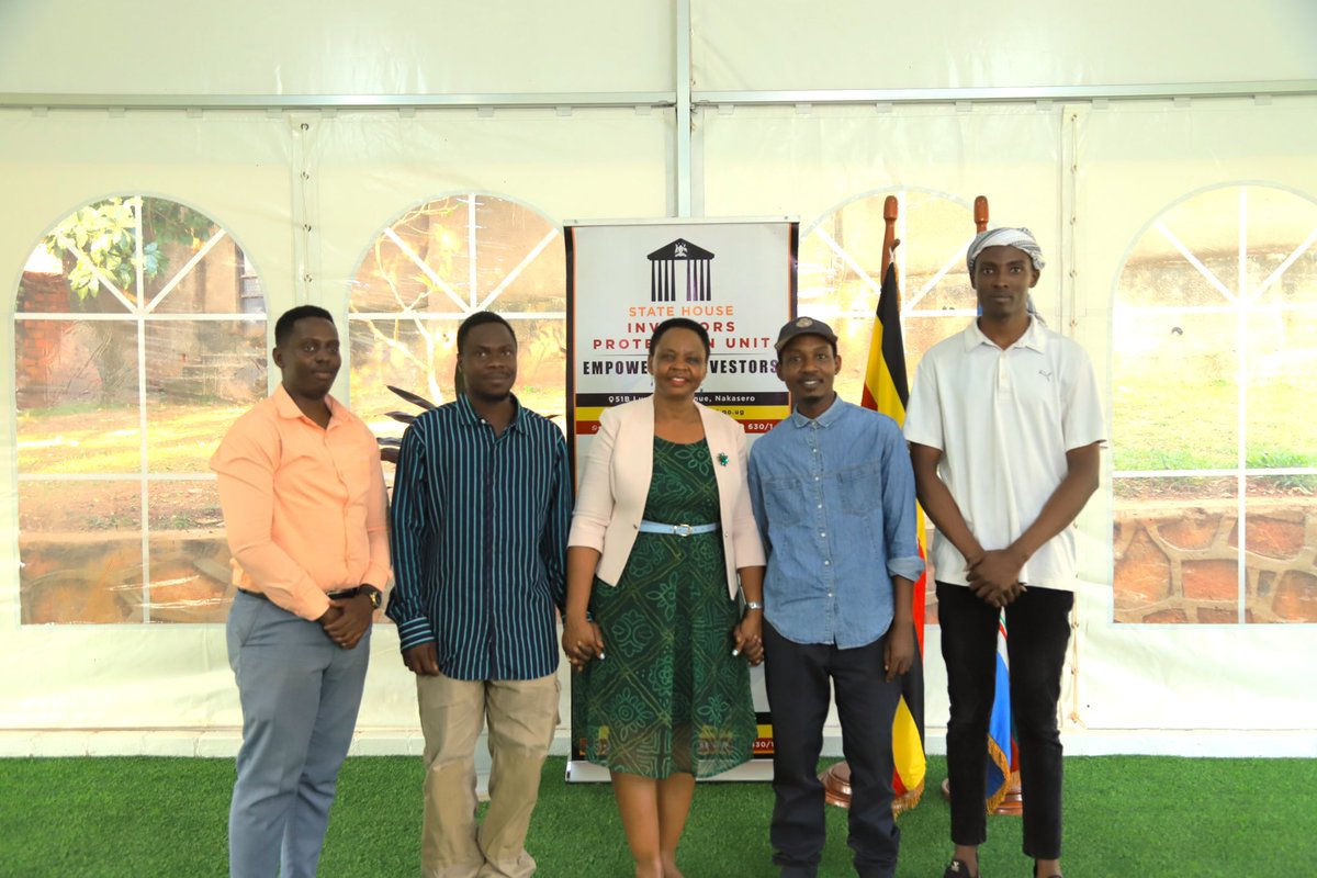 State House Investors Protection Unit (@shieldinvestors) on Twitter photo Today, Col. <a href="/edthnaka/">Col Edith Nakalema</a> had a sit-down interview with <a href="/BRIANTUM/">blest🙏🙏</a> of The Patriotic Post, in collaboration with <a href="/NPA_UG/">National Planning Authority 🇺🇬</a>, a team from <a href="/YPAGoats/">Youth Platform Africa</a> and Mr. Joel Ogwang of the Patriot magazine to discuss <a href="/ShieldInvestors/">State House Investors Protection Unit</a>’ contribution to Uganda’s National Development Plan (NDP).
She Today, Col. <a href="/edthnaka/">Col Edith Nakalema</a> had a sit-down interview with <a href="/BRIANTUM/">blest🙏🙏</a> of The Patriotic Post, in collaboration with <a href="/NPA_UG/">National Planning Authority 🇺🇬</a>, a team from <a href="/YPAGoats/">Youth Platform Africa</a> and Mr. Joel Ogwang of the Patriot magazine to discuss <a href="/ShieldInvestors/">State House Investors Protection Unit</a>’ contribution to Uganda’s National Development Plan (NDP).
She