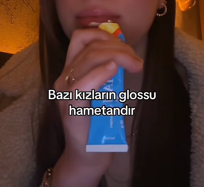 Esila (@yorgunbabyy) on Twitter photo 