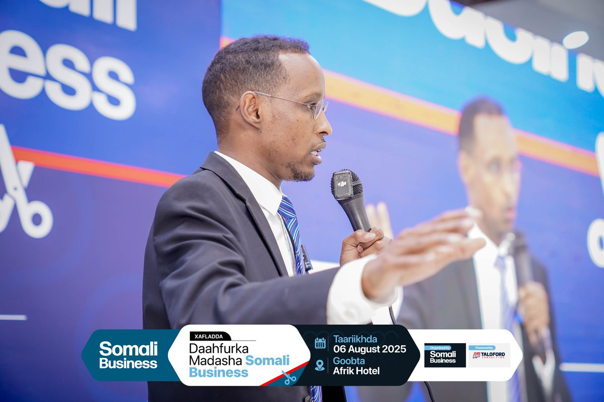SomaliBiz's tweet photo. The founder and director of Somali Business, Abdinor Dahir, officially opened the event with a welcome speech highlighting the platform’s purpose and it's role in advancing Somali business development.

#SomaliBusiness #SBLaunch #SomaliBiz #SomaliBiz2025 https://t.co/DBrJQVaYtV