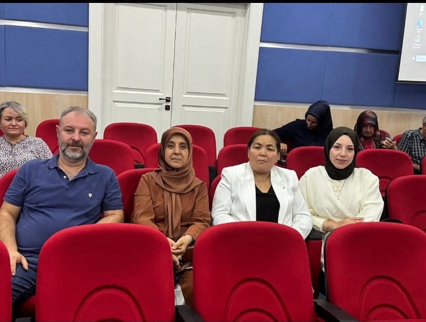 AK Kadın Keçiören (@akkadinkeciorn) on Twitter photo Ankara İl Sosyal Politikalar Başkanlığı tarafından düzenlenen, Genişletilmiş Sosyal Politikalar Birim Toplantısına; İlçe Kadın Kolları Sosyal Politikalar Başkanımız Sn. Zarigül Karakuş katılım sağlamıştır.
<a href="/RTErdogan/">Recep Tayyip Erdoğan</a>
<a href="/tugbaisikercan/">Tuğba IŞIK ERCAN</a>
<a href="/mervebiberoglu/">Av. Arb. Merve Biberoğlu Erdoğan</a> Ankara İl Sosyal Politikalar Başkanlığı tarafından düzenlenen, Genişletilmiş Sosyal Politikalar Birim Toplantısına; İlçe Kadın Kolları Sosyal Politikalar Başkanımız Sn. Zarigül Karakuş katılım sağlamıştır.
<a href="/RTErdogan/">Recep Tayyip Erdoğan</a>
<a href="/tugbaisikercan/">Tuğba IŞIK ERCAN</a>
<a href="/mervebiberoglu/">Av. Arb. Merve Biberoğlu Erdoğan</a>