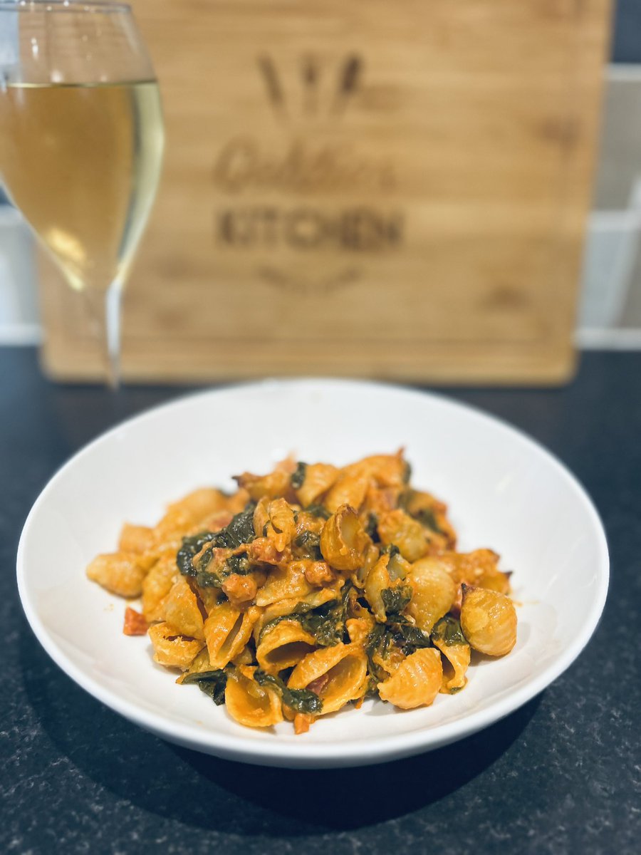 @AndrewGoldson Goldiefather (@andrewgoldson1) on Twitter photo Goldies kitchen has been busy this week with tv meals as the food critic <a href="/DpawsonGas/">DpawsonGas</a> would say 🤣🤣<a href="/KateHarrisonxxx/">Kate Harrison</a> <a href="/LeamingtonSBC/">Tim Pollard</a> <a href="/w_heating/">j w plumbing and heating</a> <a href="/fordie1982/">John Ford @Radiate plumbing &Heating Ltd</a> <a href="/JodyHammond101/">Jody Hammond</a> <a href="/Jwalker120875/">Jamie</a> <a href="/GJRSaracens75/">Gary Rawlings</a> <a href="/kelly_gas/">P Kelly Gas Services</a> 😉 Goldies kitchen has been busy this week with tv meals as the food critic <a href="/DpawsonGas/">DpawsonGas</a> would say 🤣🤣<a href="/KateHarrisonxxx/">Kate Harrison</a> <a href="/LeamingtonSBC/">Tim Pollard</a> <a href="/w_heating/">j w plumbing and heating</a> <a href="/fordie1982/">John Ford @Radiate plumbing &Heating Ltd</a> <a href="/JodyHammond101/">Jody Hammond</a> <a href="/Jwalker120875/">Jamie</a> <a href="/GJRSaracens75/">Gary Rawlings</a> <a href="/kelly_gas/">P Kelly Gas Services</a> 😉