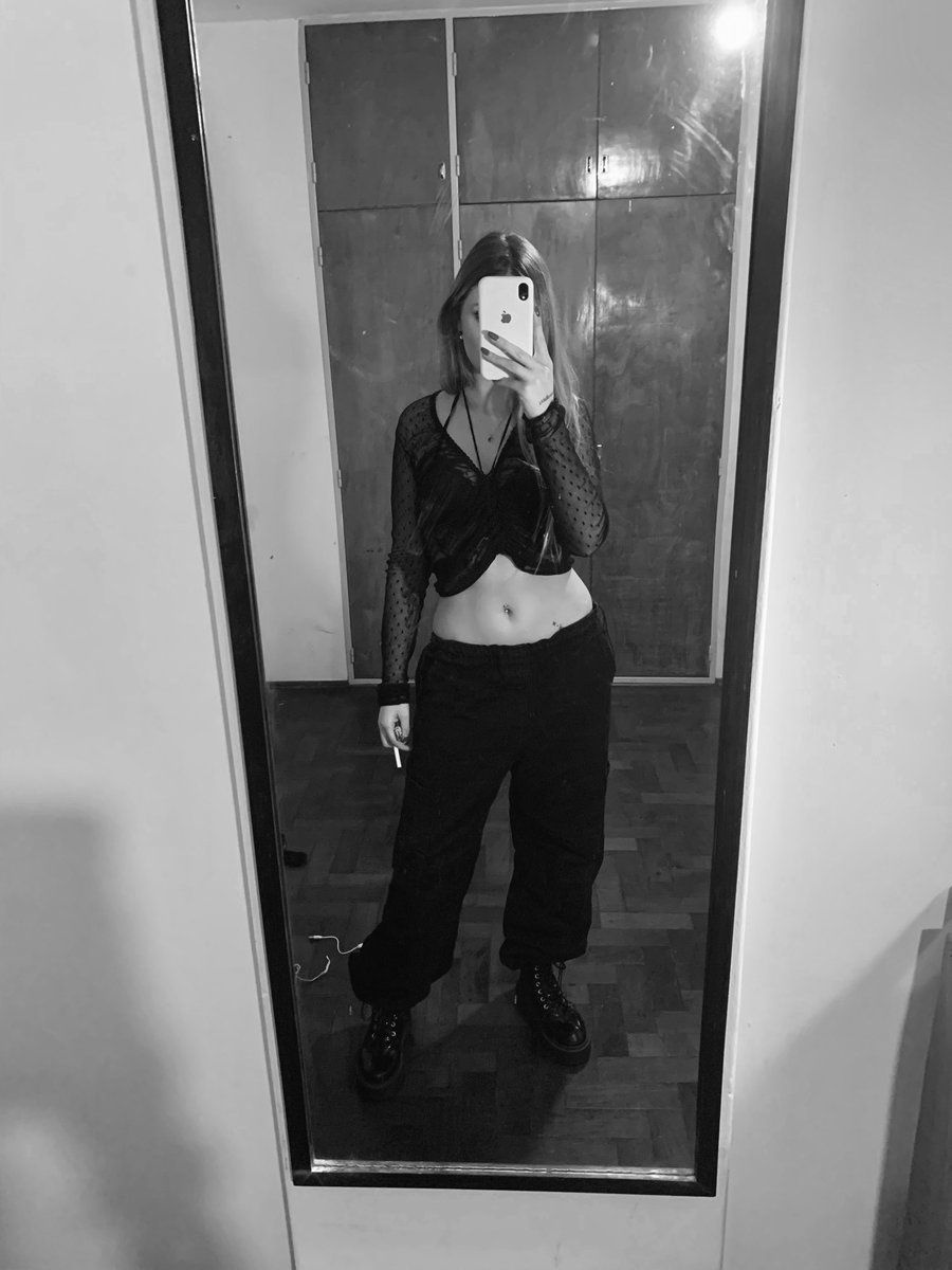 BloomGabb's tweet photo. Not shy. Not sorry. I want it in my mouth till I gag, in my pussy till I shake and on my face till I'm a mess.

FREE LINK in comments, take all of me 😘 https://t.co/dw9uD84N40