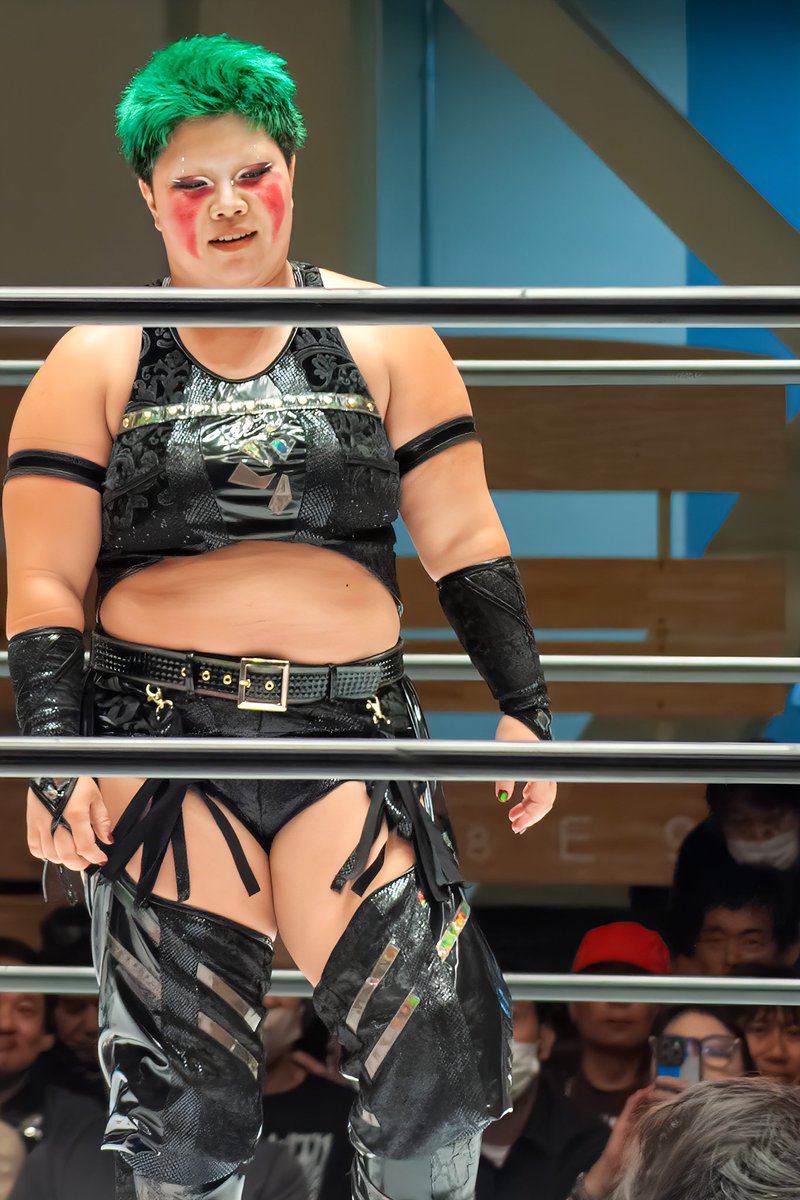 UnchainedGenius's tweet image. 8 points. Not too bad, huh?

Also, man, these fans are fucking stupid. If I'm that much of a heel, why do they cheer me? They don't know what they want.

Well, anyways. This is my tournament to win.