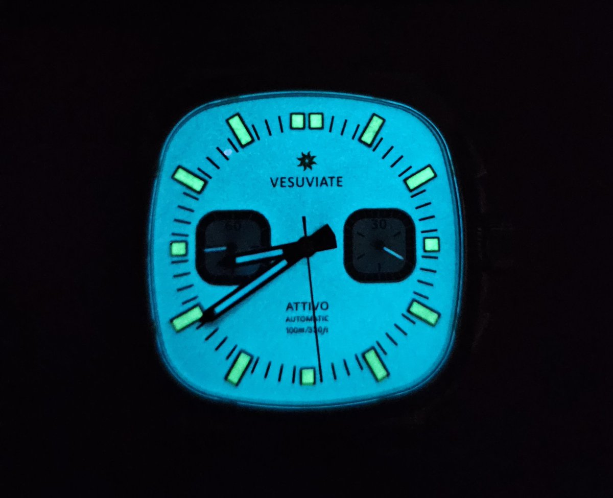 EvilCorp_Alfa's tweet image. Nowy zegarek w kolekcji: @Vesuviate_Watch Attivo-Chrono ⌚️
Minimalizm, retro klimat i perfekcyjna luminescencja 💡
#TimeWellSpent #Vesuviate #AutomaticWatch #StyleWithPurpose
