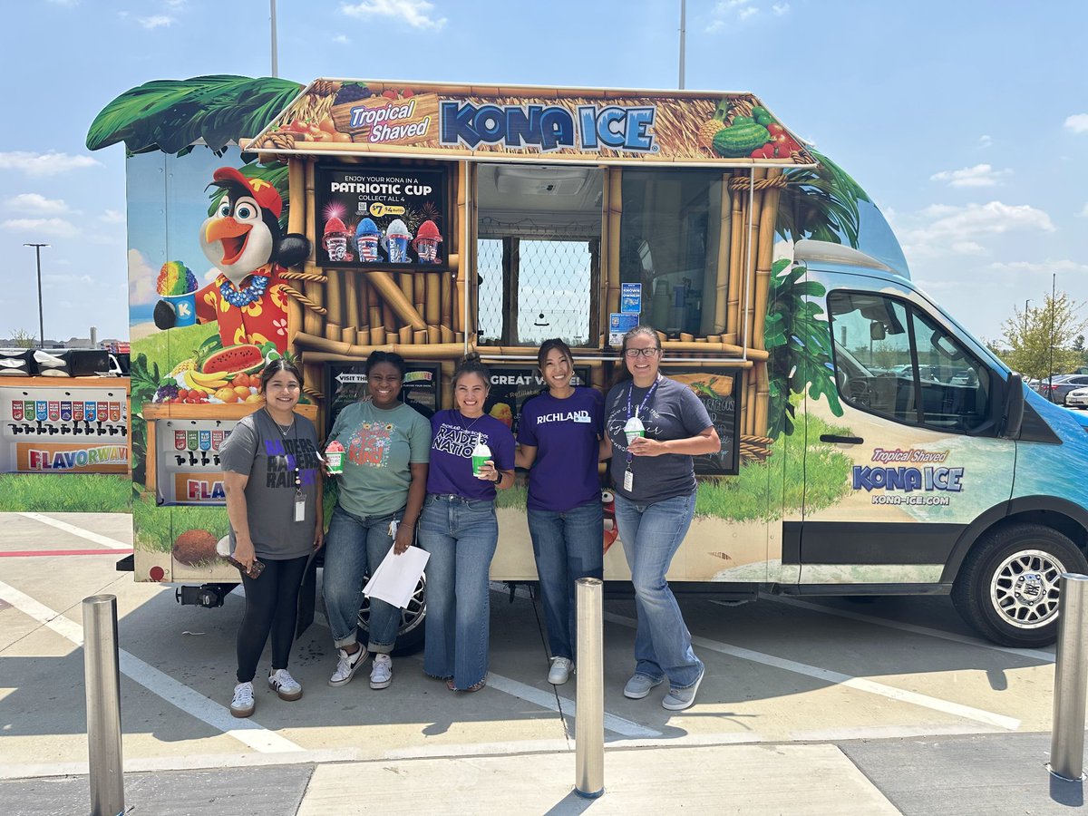 Two Claps 👏👏 for <a href="/KONAICE/">Kona Ice</a> for the after-lunch hook up today!  Let's partner up again soon! <a href="/RHSProsper/">Richland High School</a>