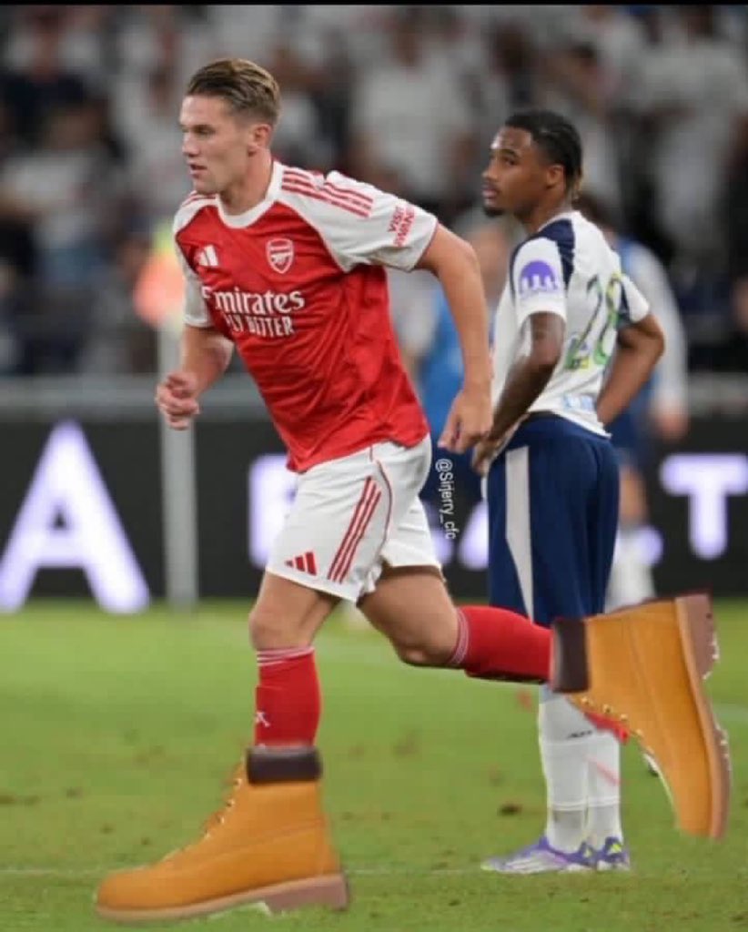 ACollebAn's tweet photo. @TouchlineX Jokeres😂😂 https://t.co/9O7t1HPxBO