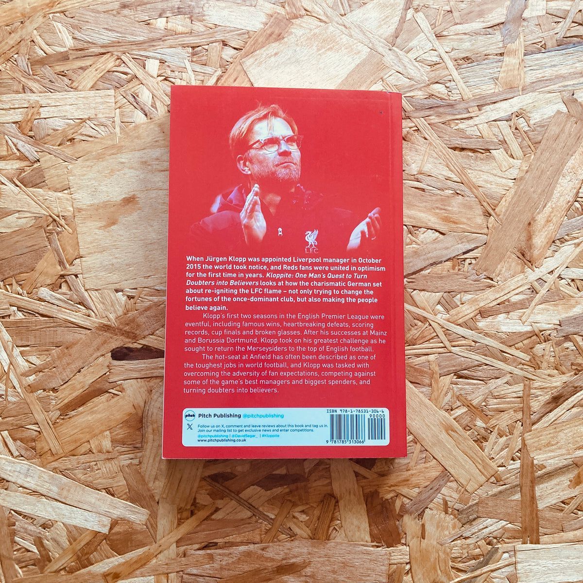 Stanchion - the football bookshop ๐ (@stanchionbooks) on Twitter photo ๐๐๐๐๐๐๐ | KLOPPITE by <a href="/DavidSegar_/">David Segar</a>
Looks at how the charismatic German set about re-igniting the LFC flame - not only trying to change the fortunes of the once-dominant club, but also making the people believe again.
<a href="/PitchPublishing/">Pitch Publishing ๐ Sports Books</a>
๐ stanchionbooks.com/products/kloppโฆ ๐๐๐๐๐๐๐ | KLOPPITE by <a href="/DavidSegar_/">David Segar</a>
Looks at how the charismatic German set about re-igniting the LFC flame - not only trying to change the fortunes of the once-dominant club, but also making the people believe again.
<a href="/PitchPublishing/">Pitch Publishing ๐ Sports Books</a>
๐ stanchionbooks.com/products/kloppโฆ