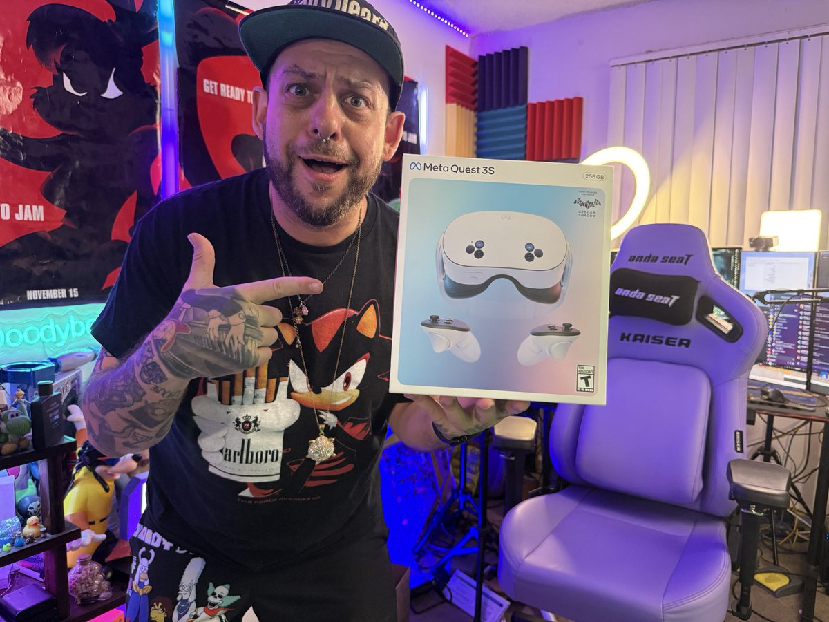 doodybeard VEGAS 4/23 🎰 (@doodybeardlive) on Twitter photo It’s been over a year since I had a working VR headset…
and now thanks to <a href="/OwlchemyLabs/">Owlchemy Labs</a> and <a href="/Nelstar15/">Nel, The Internet's Dad</a> I’m diving back in with a Meta Quest 3s and their wild new game, DIMENSIONAL DOUBLE SHIFT.
I’ve missed this so much — time to get weird in the best way. #HEXAS #VR #gifted It’s been over a year since I had a working VR headset…
and now thanks to <a href="/OwlchemyLabs/">Owlchemy Labs</a> and <a href="/Nelstar15/">Nel, The Internet's Dad</a> I’m diving back in with a Meta Quest 3s and their wild new game, DIMENSIONAL DOUBLE SHIFT.
I’ve missed this so much — time to get weird in the best way. #HEXAS #VR #gifted