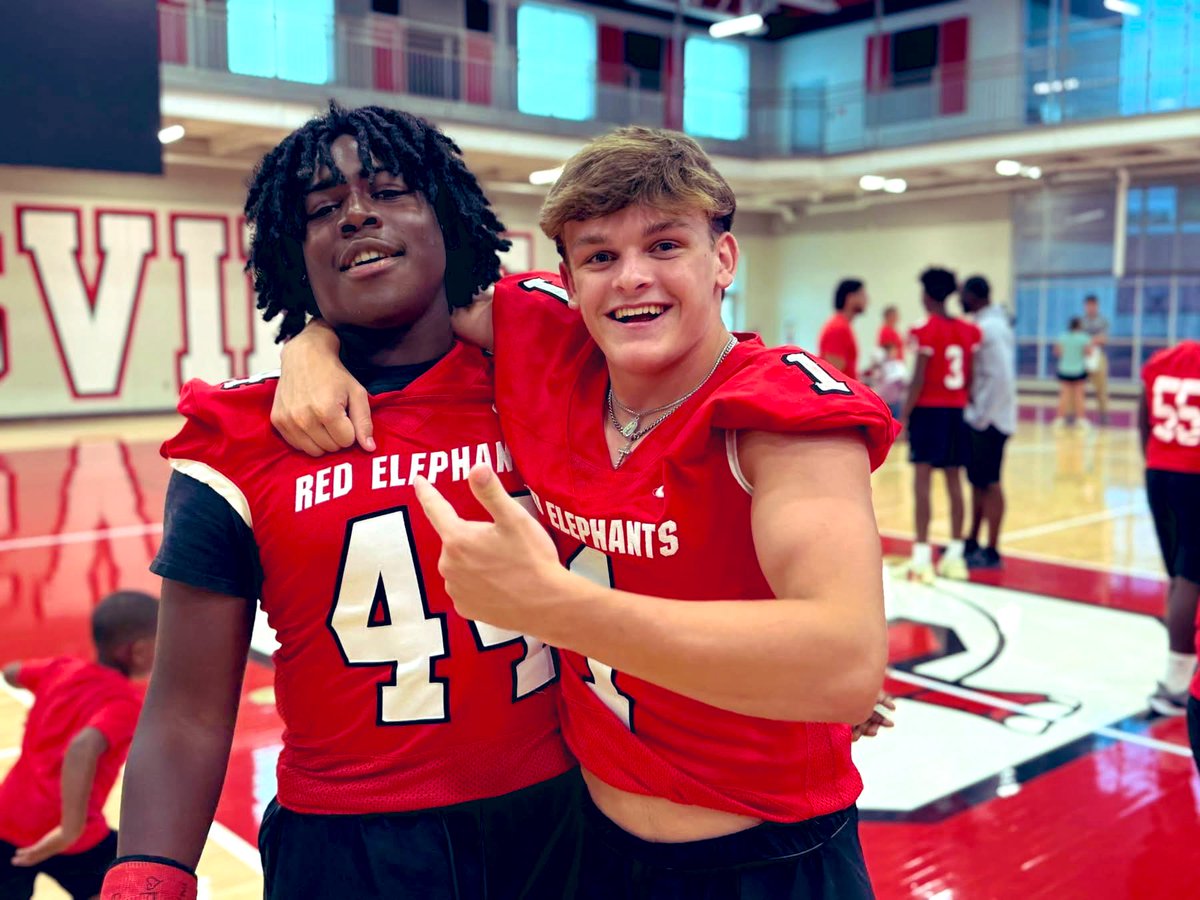 Came off a great weekend filled with praise and worship with my G-Ville brothers at Riverbend Church and then Red K1ngdom Day  
Draw Near to God, and he will draw near to you James 4:8A
<a href="/RedElephant_FB/">Gainesville HS Football</a>