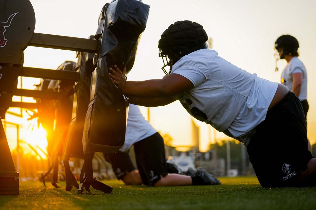 Bishop Lynch High School (@bishoplynch) on Twitter photo Back in the groove like we never left. From sunrise practices to late afternoon grind, our #Friars haven't skipped a beat β putting in the work and setting the tone for a strong year ahead! πͺ #GoFriars <a href="/blathletics/">Bishop Lynch Athletics</a> Back in the groove like we never left. From sunrise practices to late afternoon grind, our #Friars haven't skipped a beat β putting in the work and setting the tone for a strong year ahead! πͺ #GoFriars <a href="/blathletics/">Bishop Lynch Athletics</a>
