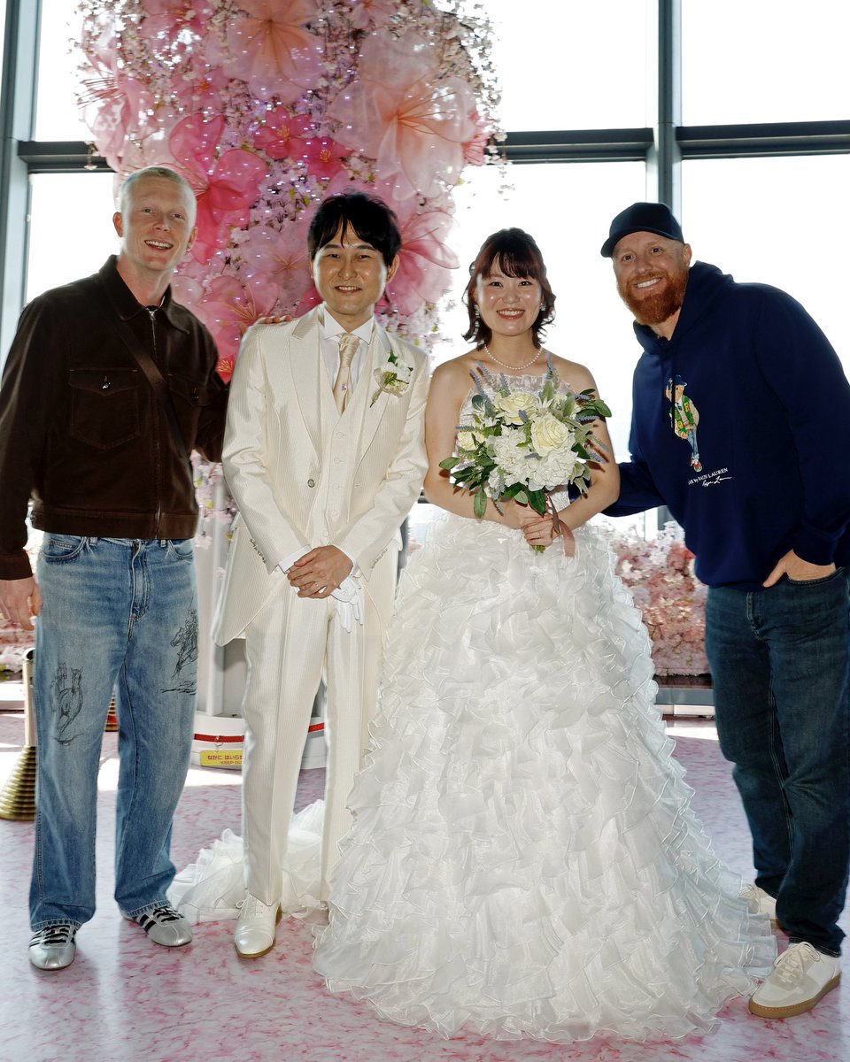 Cubs's tweet image. Full circle moment for these newlyweds Pete and Justin met on our trip to Tokyo earlier this year. 

Enjoy your honeymoon in Chicago, friends! 🥹