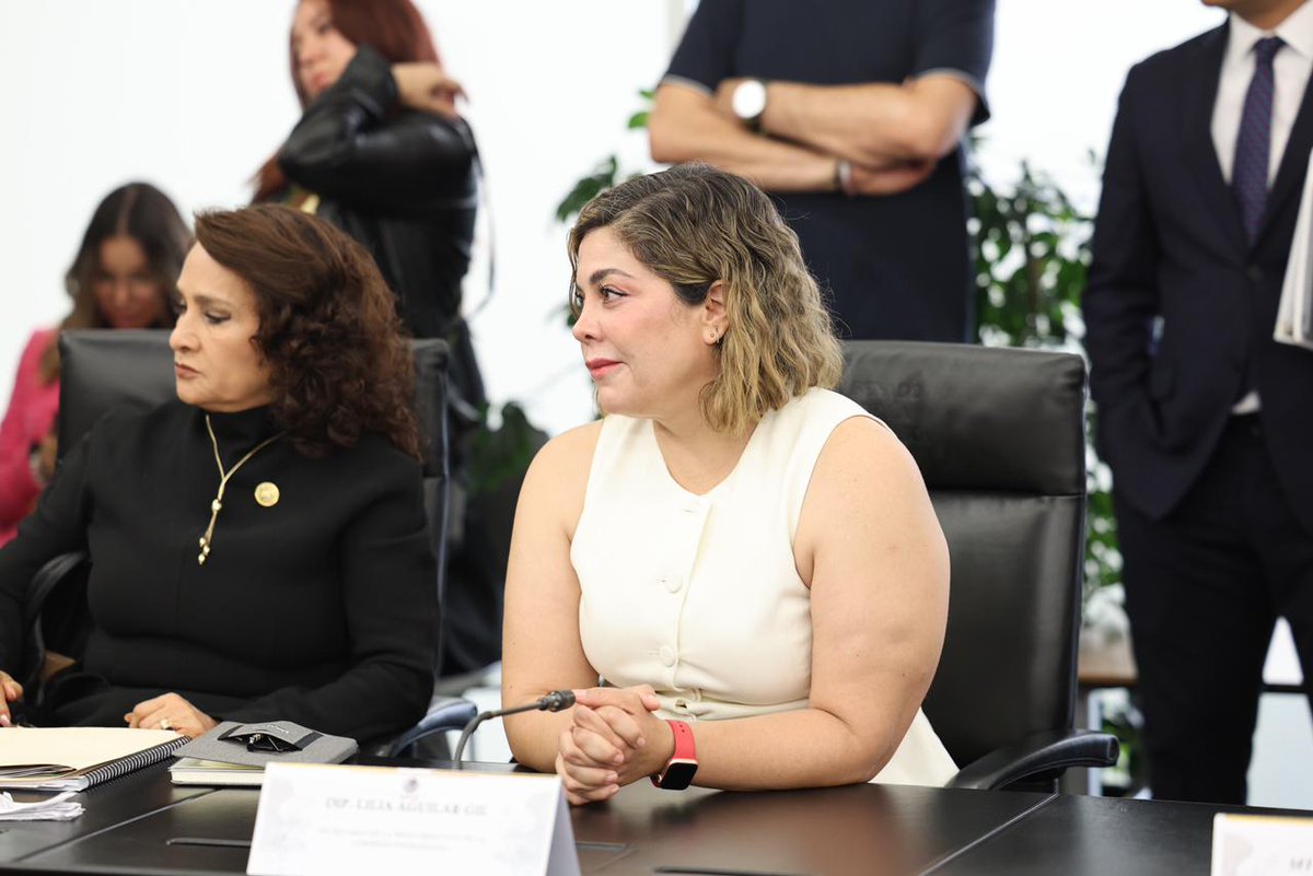 Diputadas y Diputados Petistas (@diputadosptmx) on Twitter photo 📌 #Checa || La dip. <a href="/liliaaguilarmx/">Lilia Aguilar Gil</a> participó en la reunión de la mesa directiva de la Comisión Permanente,
reforzando el trabajo legislativo en beneficio del pueblo.
✅ Discusión de temas clave
✅ Agenda Política 📌 #Checa || La dip. <a href="/liliaaguilarmx/">Lilia Aguilar Gil</a> participó en la reunión de la mesa directiva de la Comisión Permanente,
reforzando el trabajo legislativo en beneficio del pueblo.
✅ Discusión de temas clave
✅ Agenda Política