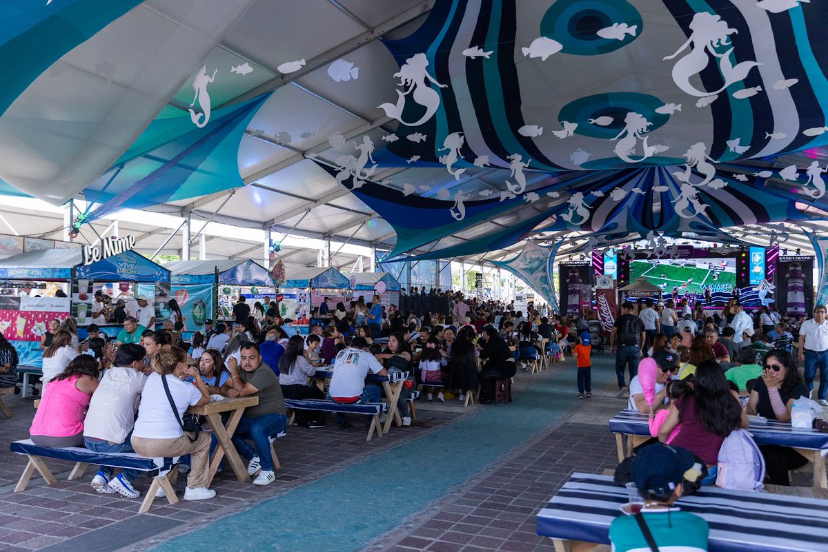 Comunicación León (@comunicaleonmx) on Twitter photo #AvanzaLeón 🎡 De manera preliminar, el Festival de Verano Vive León 2025 registró una asistencia histórica de más de 970 mil personas.
<a href="/municipio_leon/">Municipio de León</a> <a href="/FeriaDeLeon/">Feria de León</a>
👉🏻 n9.cl/f9d24 #AvanzaLeón 🎡 De manera preliminar, el Festival de Verano Vive León 2025 registró una asistencia histórica de más de 970 mil personas.
<a href="/municipio_leon/">Municipio de León</a> <a href="/FeriaDeLeon/">Feria de León</a>
👉🏻 n9.cl/f9d24
