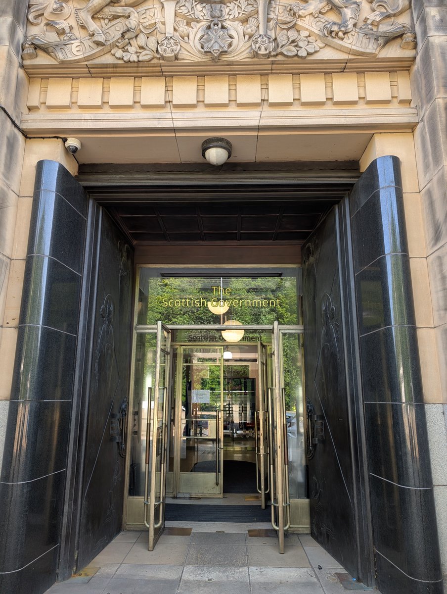 EmilyMann_'s tweet image. 📖🏴󠁧󠁢󠁳󠁣󠁴󠁿🌻 Surreal to read my own words quoted in @Edelharris Independent Review of Adult Disability Payments in Scotland. Final report is NOW LIVE! 📣📢🚨