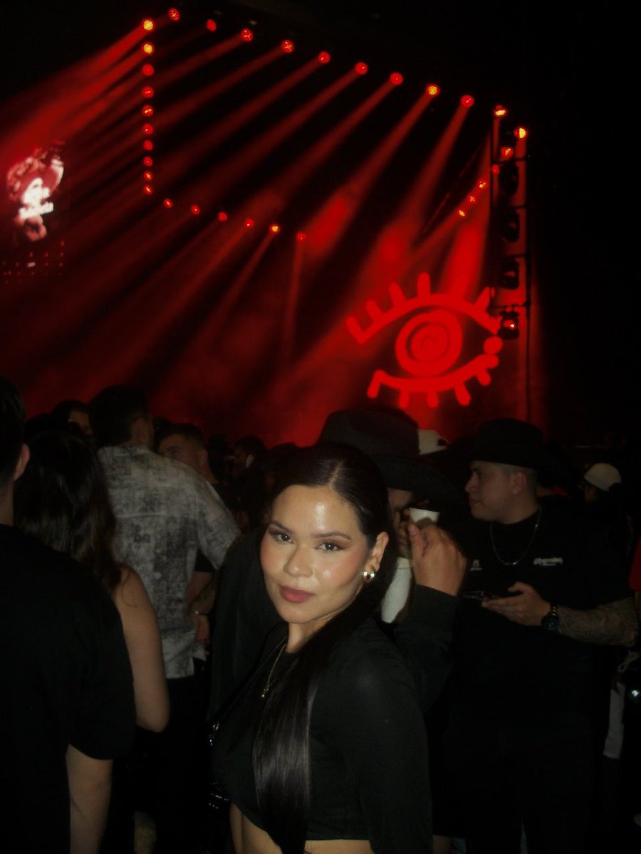 sinuser21's tweet image. Chula que bellos ojosssss👁️💋❤️‍🔥