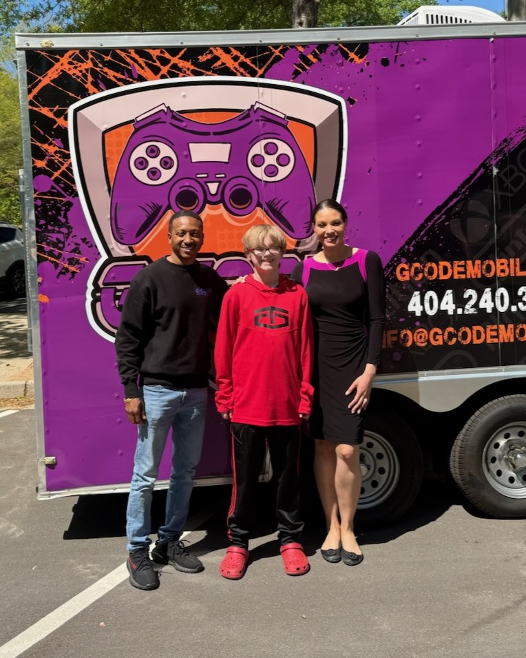 Meet Cooper, today’s #WednesdaysChild! This active teen enjoys playing basketball and tennis, riding scooters, and spending time outside. Cooper also loves board games and learning about history. Learn more about him and adopting in Georgia at dfcs.ga.gov/adoption!