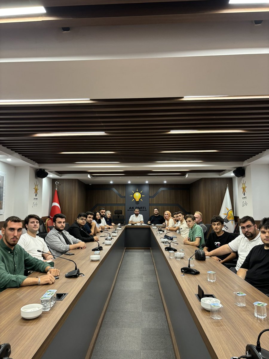 AK Gençlik Beykoz (@akgenclikbeykz) on Twitter photo Olağan İlçe Yönetim Toplantımızı İlçe Başkanımız <a href="/UmutAkturk16/">Umut Akturk</a> yönetiminde İl Yönetim Kurulu Üyemiz <a href="/tolgazorlu09/">Tolga ZORLU</a> katılımı ile gerçekleştirdik. Beykoz Gençliğine Hayırlı Olsun.
#birşeyyapgüzelolsun Olağan İlçe Yönetim Toplantımızı İlçe Başkanımız <a href="/UmutAkturk16/">Umut Akturk</a> yönetiminde İl Yönetim Kurulu Üyemiz <a href="/tolgazorlu09/">Tolga ZORLU</a> katılımı ile gerçekleştirdik. Beykoz Gençliğine Hayırlı Olsun.
#birşeyyapgüzelolsun