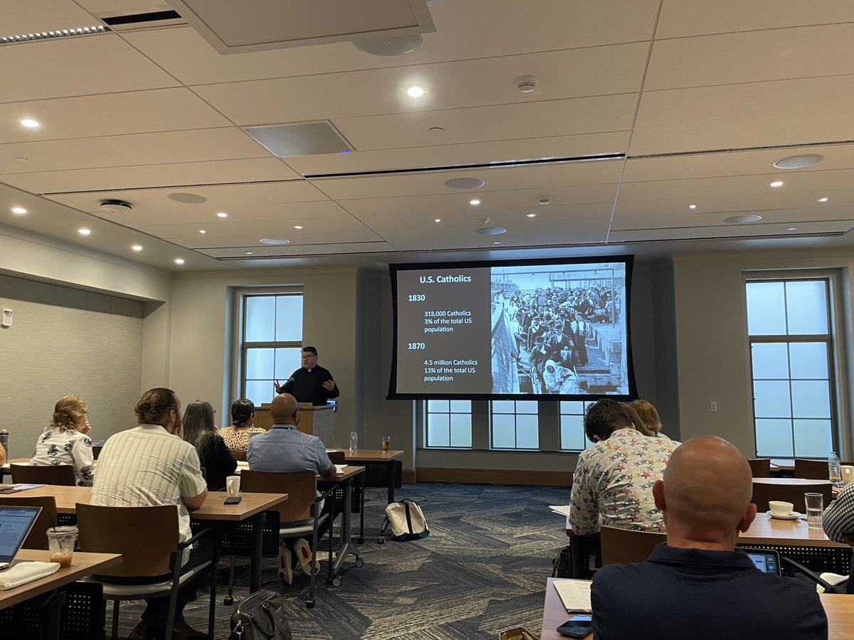 Last week, the Notre Dame Center for Liturgy, in partnership with the Fitzgerald Institute for Real Estate’s Church Properties Initiative, welcomed 24 Church leaders from across the country for the 2025–27 Eucharistic Culture Project gathering.