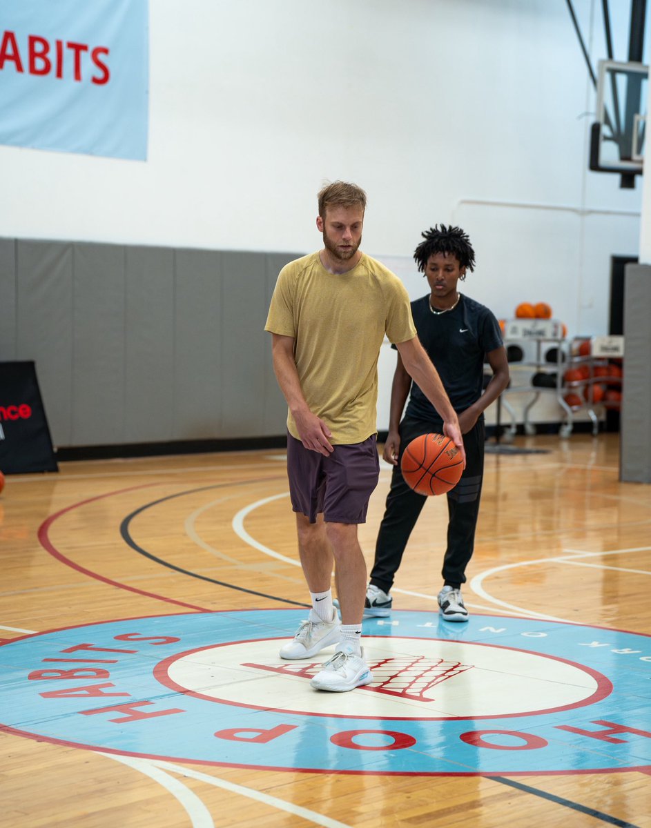 Anthony Tucker (@_ant_tuck) on Twitter photo Summer work - <a href="/HoopHabitsMN/">HoopHabitsTraining</a> Summer work - <a href="/HoopHabitsMN/">HoopHabitsTraining</a>