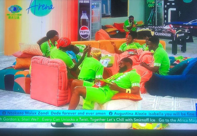 temmyponle's tweet image. What&apos;s happening here please 😁😁😁.. Housemates dey march to the Arena like say na World Cup final 🔥

#AddmeForThingsYouLuv