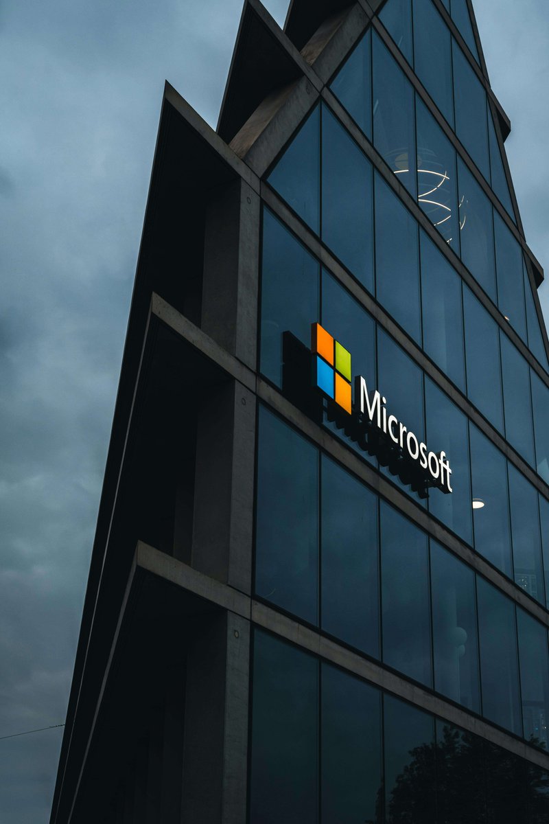 ⚖️Empresa deberá pagar más de 29 mil dólares y desinstalar Microsoft por usarlo sin licencia

La Justicia Civil confirmó la condena contra una empresa nacional por el uso ilegal de programas informáticos de Microsoft

Los detalles en la nota de Ana Novello
laley.thomsonreuters.com/nota/10596