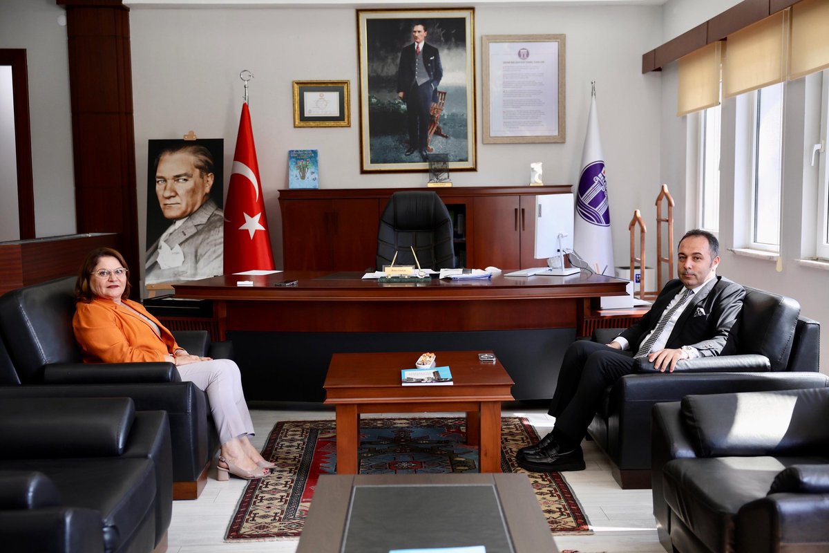 Kaymakamımız Sn. Mesut Çoban’ı Belediyemizde ağırlamaktan büyük memnuniyet duyduk.
Nazik ziyaretlerinden dolayı kendilerine teşekkür eder, yeni görevlerinde başarılar dileriz.

#DahaGüzelBirDidimİçin
#DidimBenimEvimSizDeBenimAilemsiniz