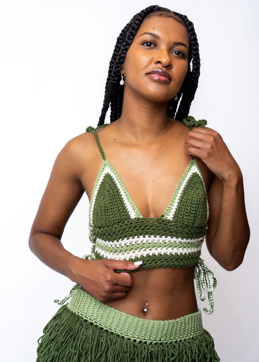 Top is now available for purchase!

MadeByJaede.Com