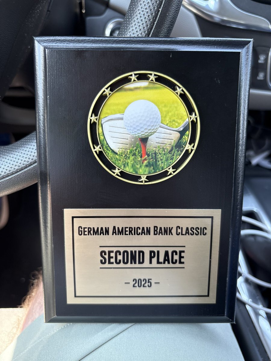 Simon Kenton Boys Golf (@skboysgolf) on Twitter photo Congratulations to the SK boys golf team on their runner up finish at the German American Bank Classic today! Nolan Goetz 76, Connor Warner 77, Noah Hardcorn 81, Luke Gabbard 86, Owen Baker 93
Personal best for Connor!!!
<a href="/SKHSAthletics/">Simon Kenton Athletics</a>
<a href="/TwenhofelMS/">Twenhofel Middle</a>
<a href="/SummitViewAcad/">SVA Principal</a> Congratulations to the SK boys golf team on their runner up finish at the German American Bank Classic today! Nolan Goetz 76, Connor Warner 77, Noah Hardcorn 81, Luke Gabbard 86, Owen Baker 93
Personal best for Connor!!!
<a href="/SKHSAthletics/">Simon Kenton Athletics</a>
<a href="/TwenhofelMS/">Twenhofel Middle</a>
<a href="/SummitViewAcad/">SVA Principal</a>
