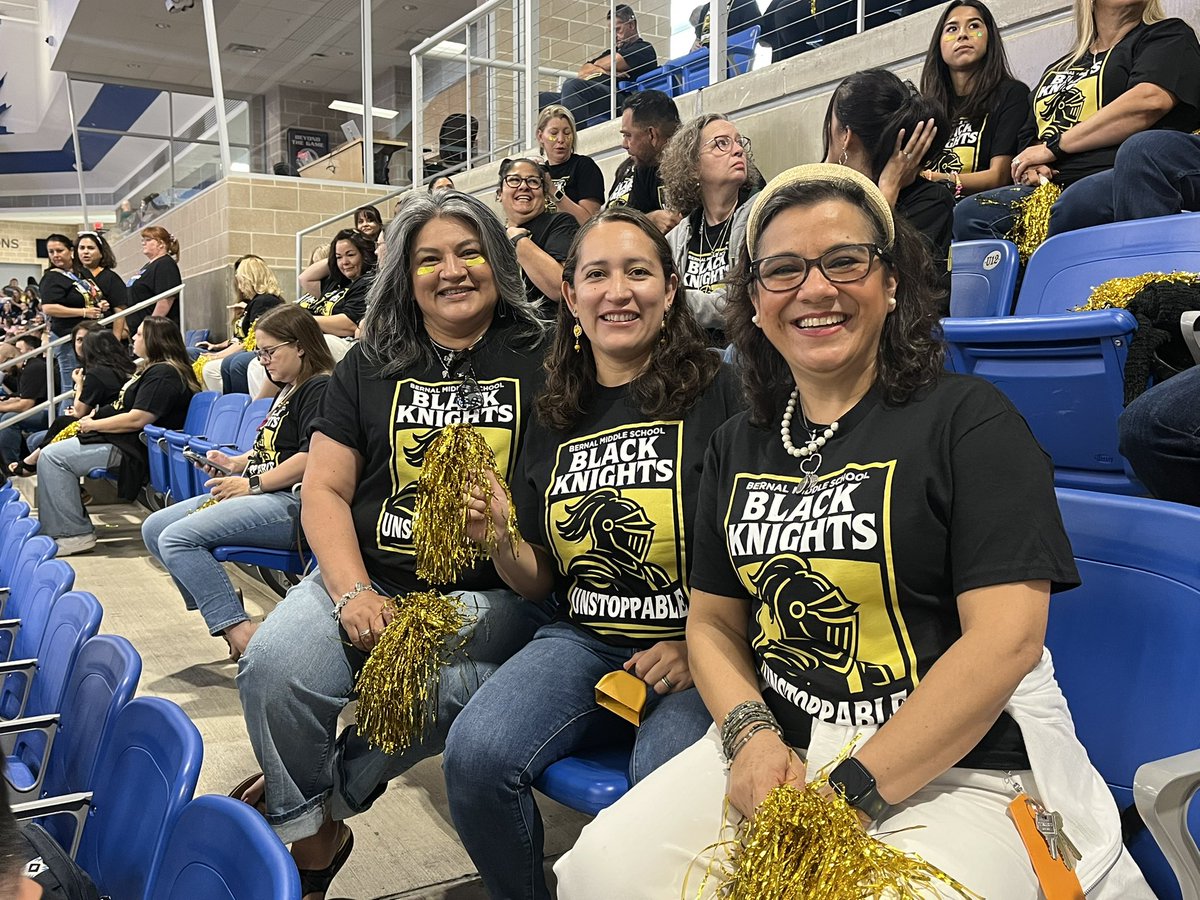 SandraEspi65's tweet image. Ready to start the new school year with an amazing school family! @NISDBernal We’re @NISD unstoppable!