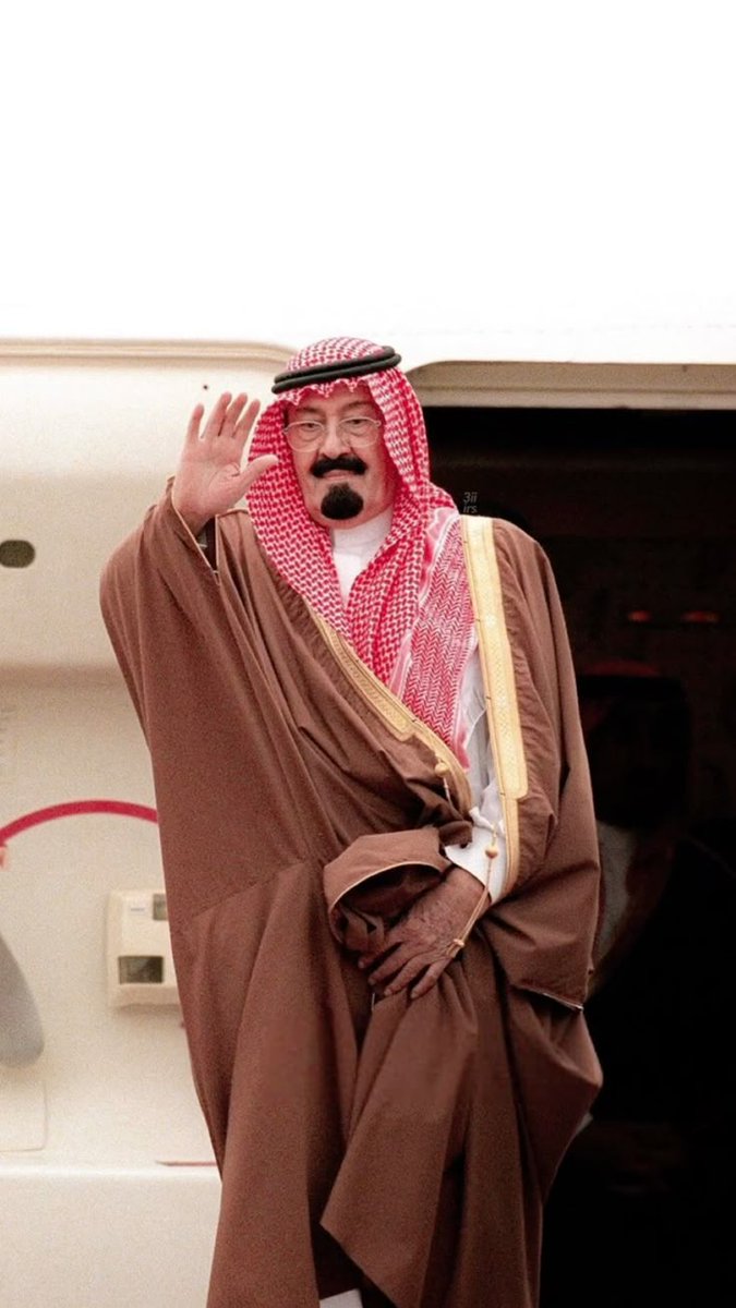 الي يحبه يضع له قلب ❤ ويترحم عليه 🤲🏼 وسوو متابعه 🫂❤️ ❤️