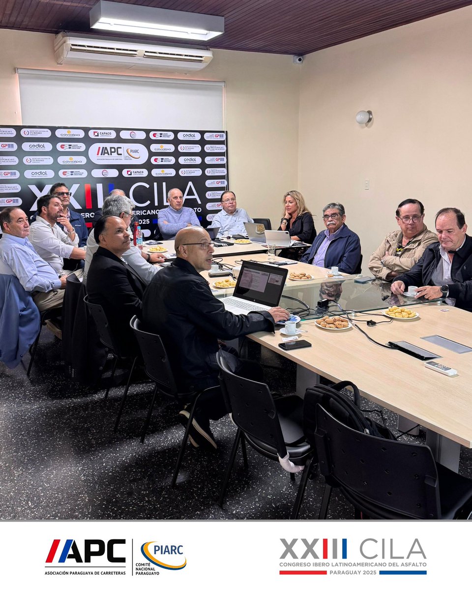 Desde la APC acompañamos la reunión técnica del CILA en el CPI. Seguimos avanzando hacia un Congreso organizado con eficiencia, visión regional y compromiso colectivo.

#CILA2025 #XXIIICILA #SomosAPC #VialidadParaguay #IngenieríaVial