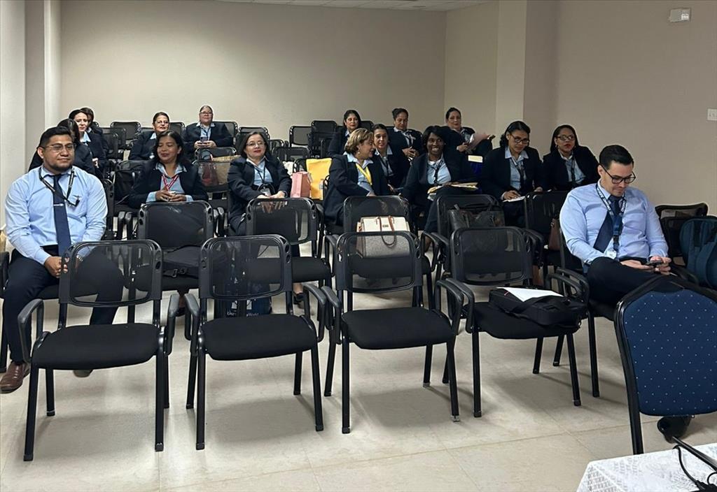 Mediadores del Segundo y Cuarto Distrito Judicial analizan nueva normativa del Código Procesal Civil... Más detalles en la web:  organojudicial.gob.pa/noticias/media…