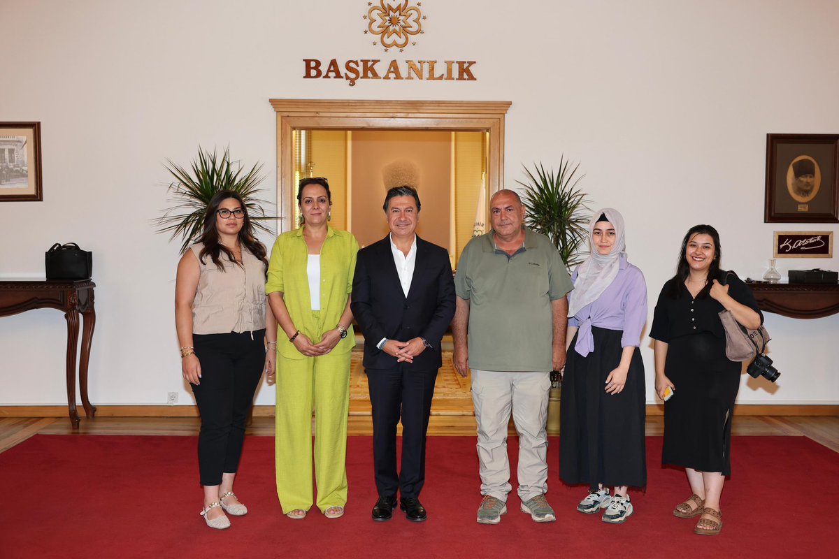 Cumhuriyet Halk Partimizin Muğla İl ve İlçe Kadın Kolu Başkanlarının, Şöförler Odamızın İlçe Başkanlarının ve Marmaris İlçemizin; Taşlıca, Söğüt, Bozburun, Selimiye Mahallelerinin değerli Muhtarlarının ziyaretleri ile başlayan; CHP Artvin Milletvekilimiz Uğur Bayraktutan’ın,