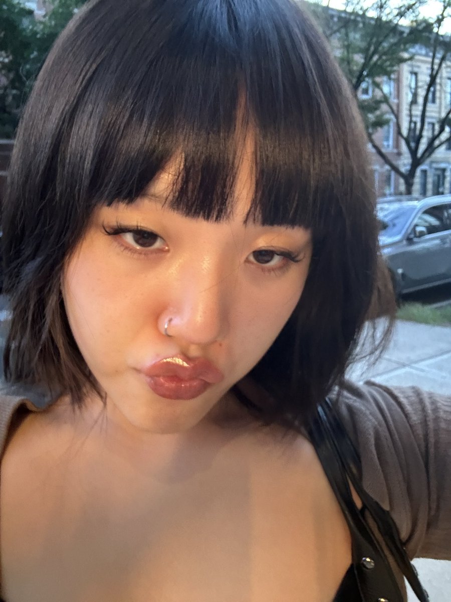 sinoboned's tweet photo. 🖕🏼 https://t.co/r7x7fahxIb