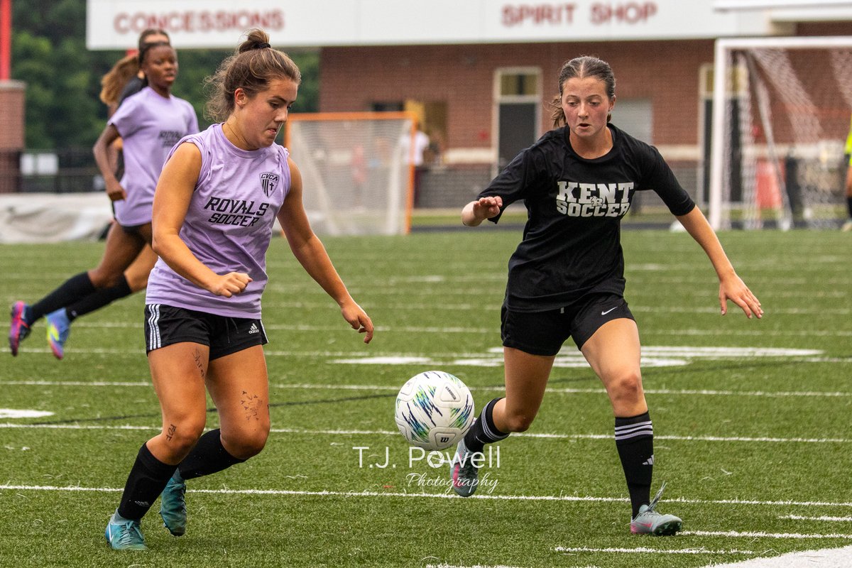 Full set of photos from the <a href="/cvca/">CVCA</a> <a href="/CVCAathletics/">Royals</a> v   <a href="/KentSchools/">Kent Schools</a> <a href="/rriderathletics/">Roosevelt Athletics</a> Girls Varsity Soccer Match (Scrimmage) from last night are now online at tjpowellphotography.com/Sports/High-Sc… 

Free to download and share for non-commercial use only.  Please tag <a href="/tjpowellnet/">T.J. Powell</a> for photo credit.