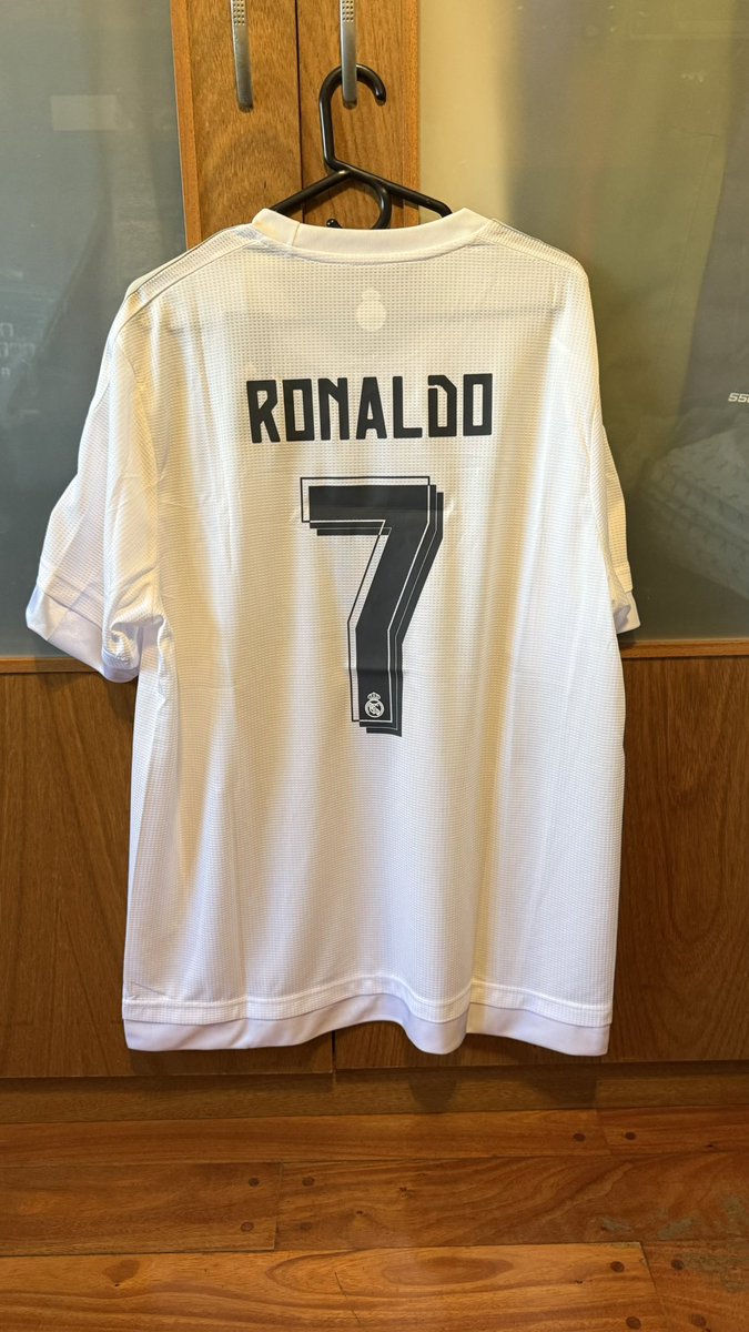 Choose your fighter
MESSI/RONALDO