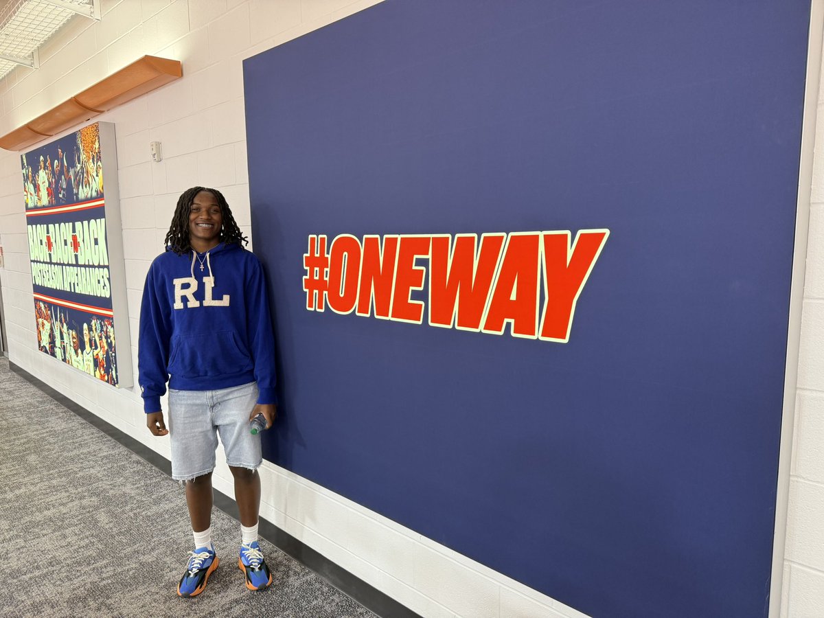 Janaya Cooper (@janayac0_) on Twitter photo A huge thank you to <a href="/IlliniWBB/">Illinois Women's Basketball</a> for an unforgettable visit today! I genuinely enjoyed meeting all the players and staff. The energy was amazing, and I’m looking forward to coming back! #oneway 🧡💙
<a href="/Shauna_Green/">Shauna Green</a> <a href="/coachmcentire/">Calamity J. McEntire</a> <a href="/CoachCatBeasley/">DeAntoine Beasley</a> A huge thank you to <a href="/IlliniWBB/">Illinois Women's Basketball</a> for an unforgettable visit today! I genuinely enjoyed meeting all the players and staff. The energy was amazing, and I’m looking forward to coming back! #oneway 🧡💙
<a href="/Shauna_Green/">Shauna Green</a> <a href="/coachmcentire/">Calamity J. McEntire</a> <a href="/CoachCatBeasley/">DeAntoine Beasley</a>