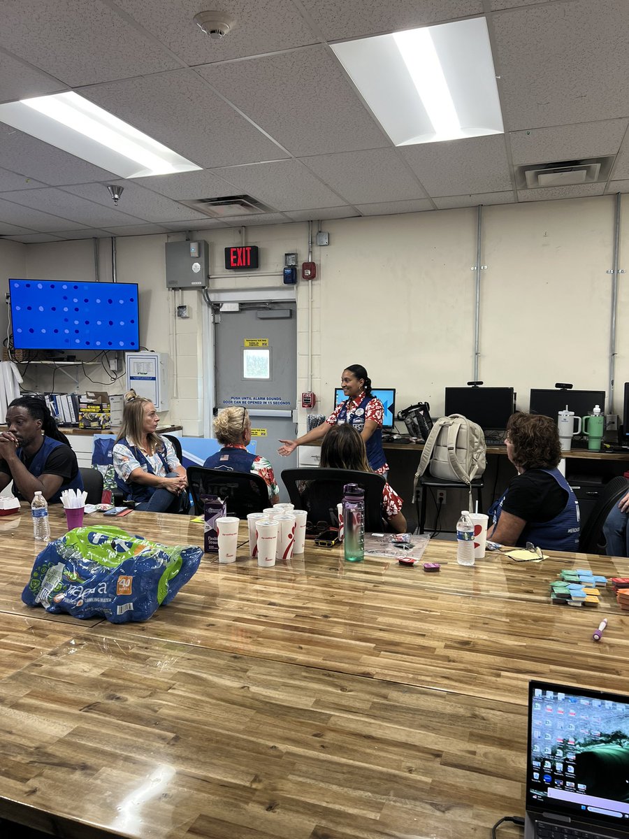 Huge shout out to our incredible MST team in Medford for their dedication, teamwork and resilience. Your hardwork does not go unnoticed. Thank you for everything you do ! 
#MSTAppreciation #1189MST